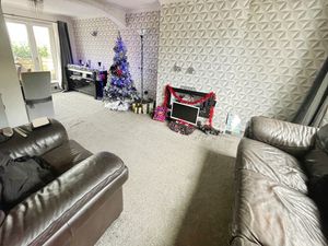 Lounge / Dining Room- click for photo gallery